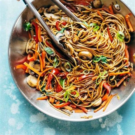noodlemga|Noodles με λαχανικά .